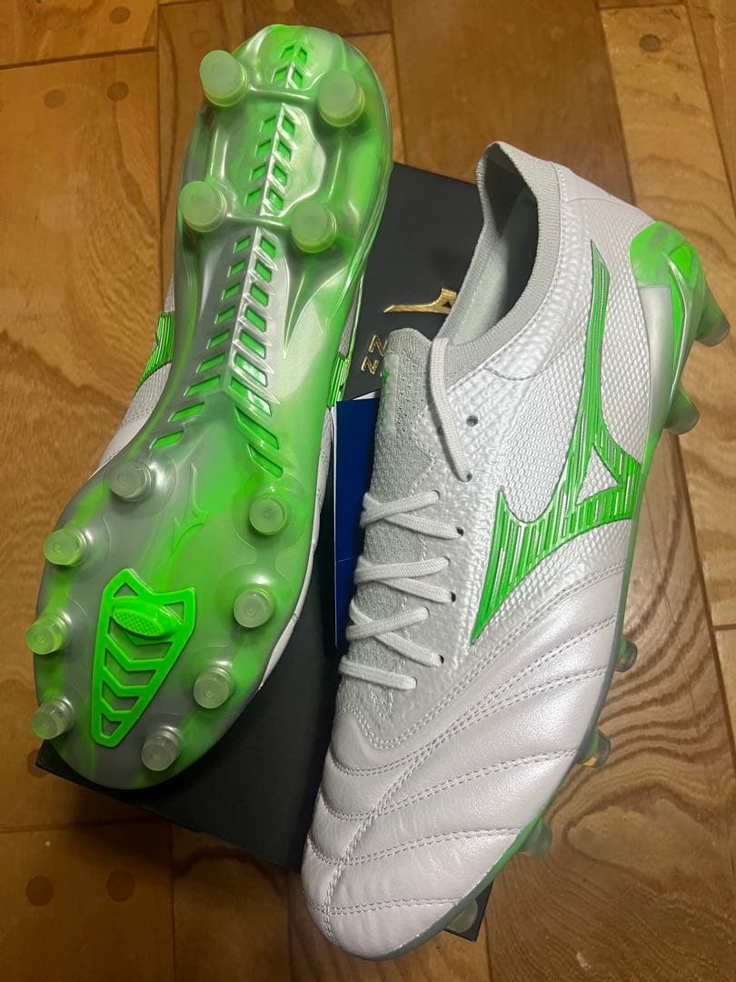 新品　レアサイズ　限定カラー　ミズノ　モレリア ネオ4 β JAPAN 25cm