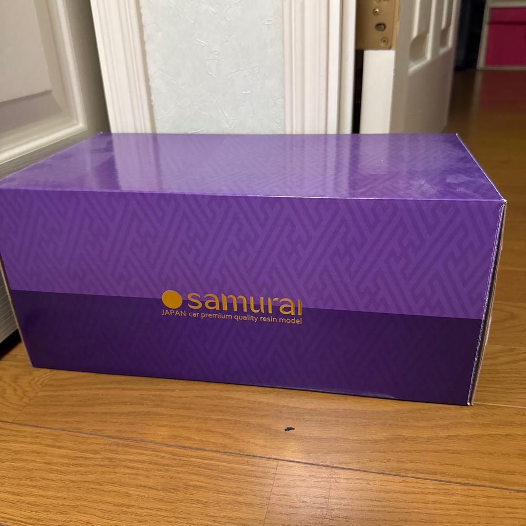 スバル レヴォーグ　京商samurai 1/18