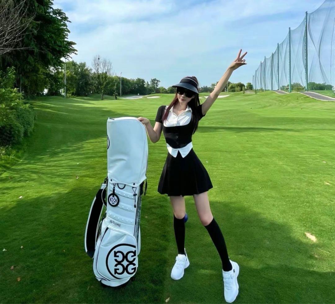 【即発送】 G/FOREジーフォア キャディバッグ スタンド型黒&白ゴルフバッグ