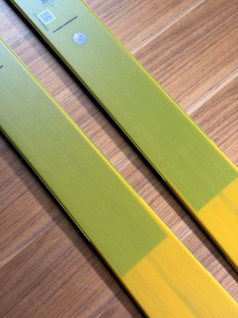 Armada Bdog Edgeless 172cm アルマダ エッジレス