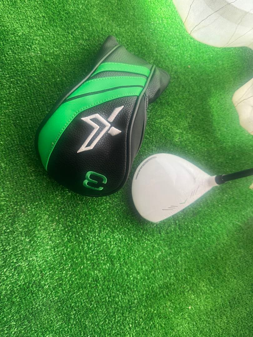 最安値！新品！希少限定ホワイトモデル ゼクシオ エックス 3W XXIO X