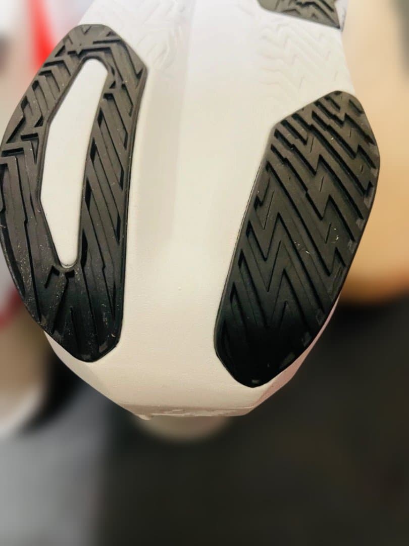 ニューバランス メンズ FuelCell Rebel v5 ランニング