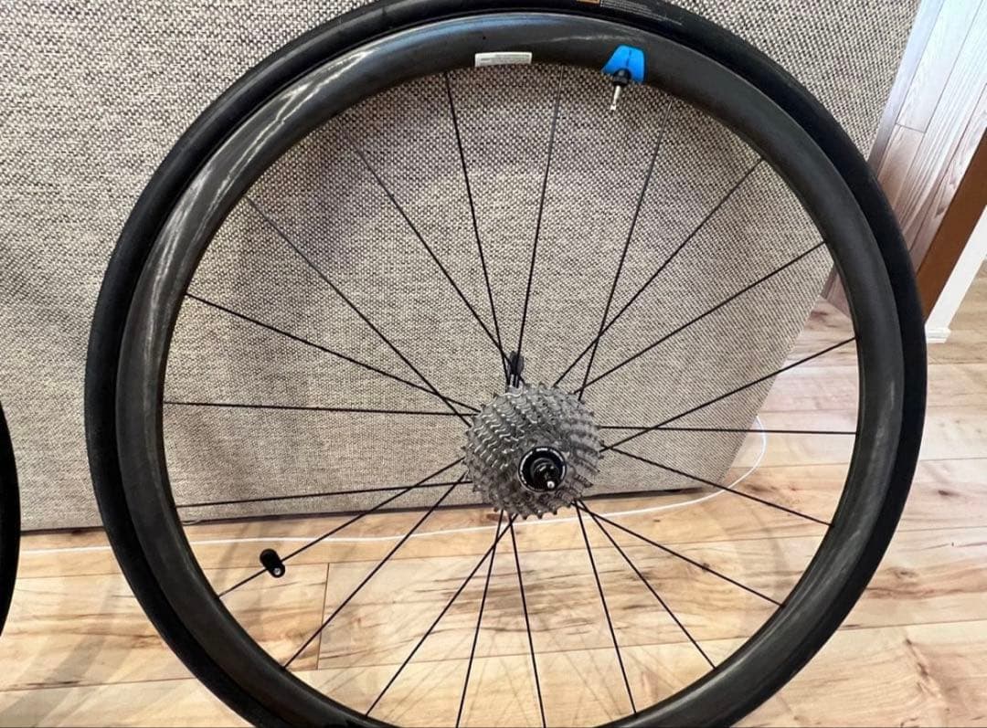 ジャイアントSLR1カーボンホイール