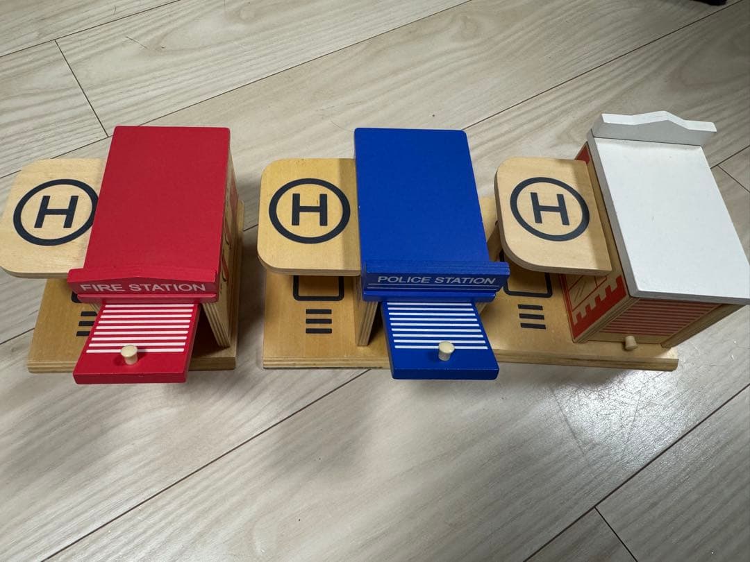 Click clack　知育・木製玩具　働く車　13個セット