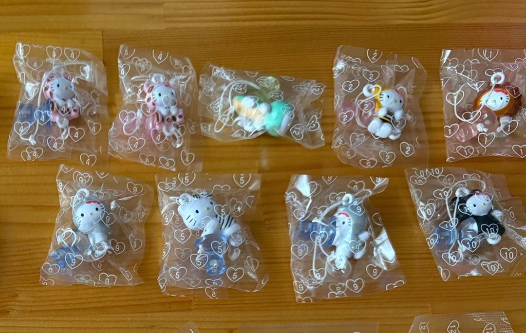 レア！レトロキティ　ジョイントストラップ　マスコット　ハローキティ