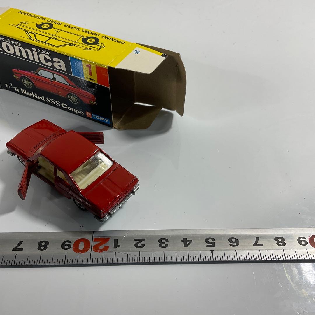 当時物トミカ　赤色指定黒箱有り　No１　ブルーバードSSSクーペ