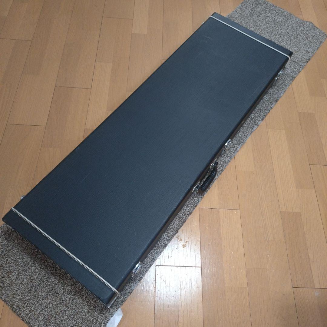 エレキベースハードケース 鍵欠品