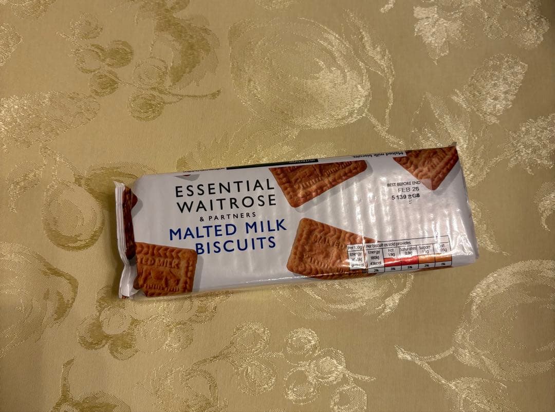 ハロッズ　フォートナム&メイソン　紅茶　缶　ビスケット　ティータイムセット