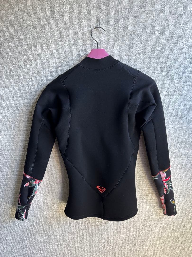 【美品、最終値下げ‼️】ロングスリーブジャケット　タッパー　1mm Sサイズ