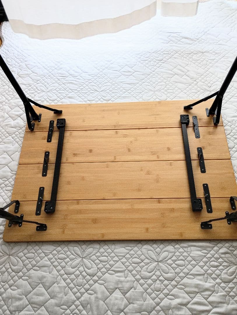 キャンプテーブル　折りたたみテーブル 90x65cm