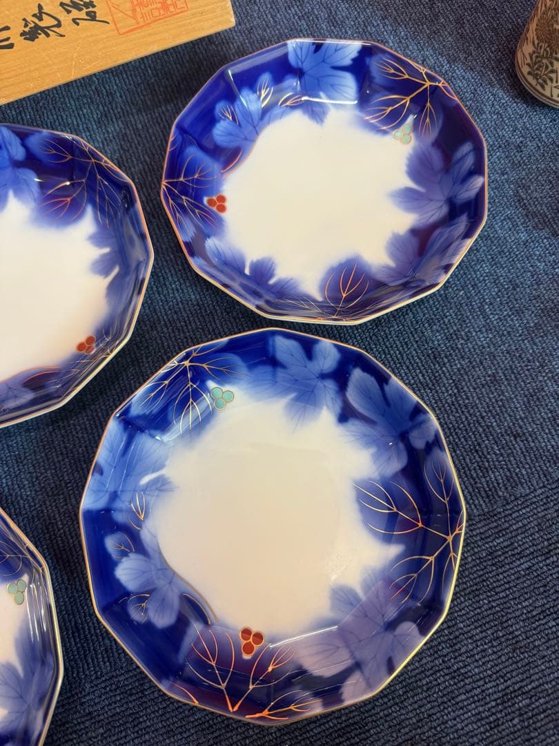 2021 深川製磁　葡萄瑠璃　皿5客　金彩　未使用