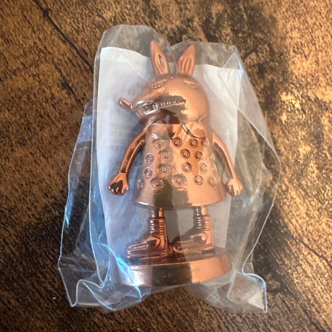 米津玄師 メタルフィギュア ウサギ 茶色 TOUR FOGBOUND ガチャ ④