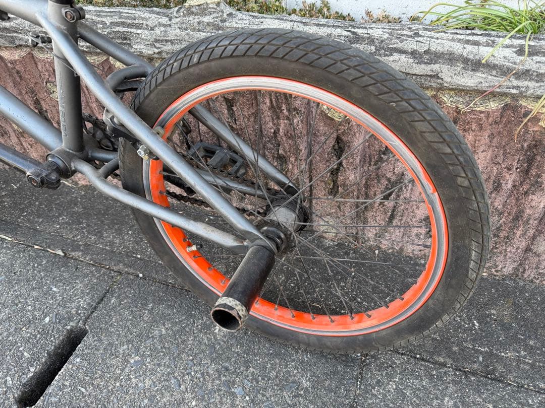 ORANGE BMX 自転車 トリック ペグ付き