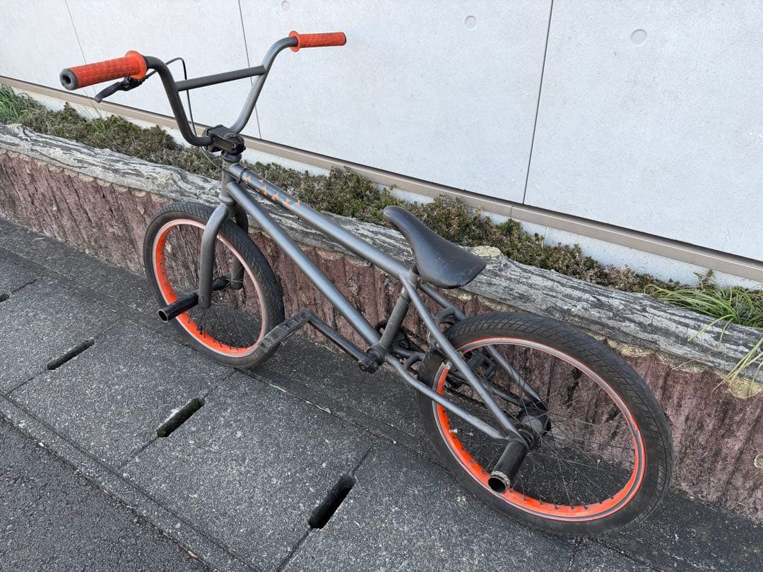 ORANGE BMX 自転車 トリック ペグ付き