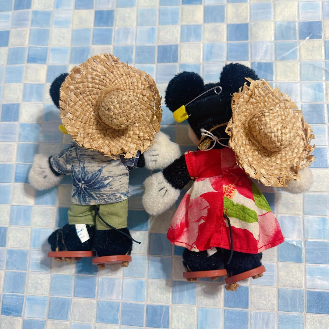 ディズニー　ミッキー・ミニーマウス　ハワイアン　ぬいぐるみ　バッジ　ペアセット