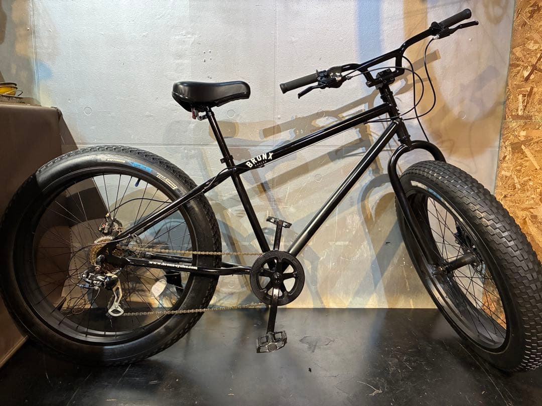 J27【大阪堺市/引取】ファットバイク BRONX 26インチ 7段変速付き