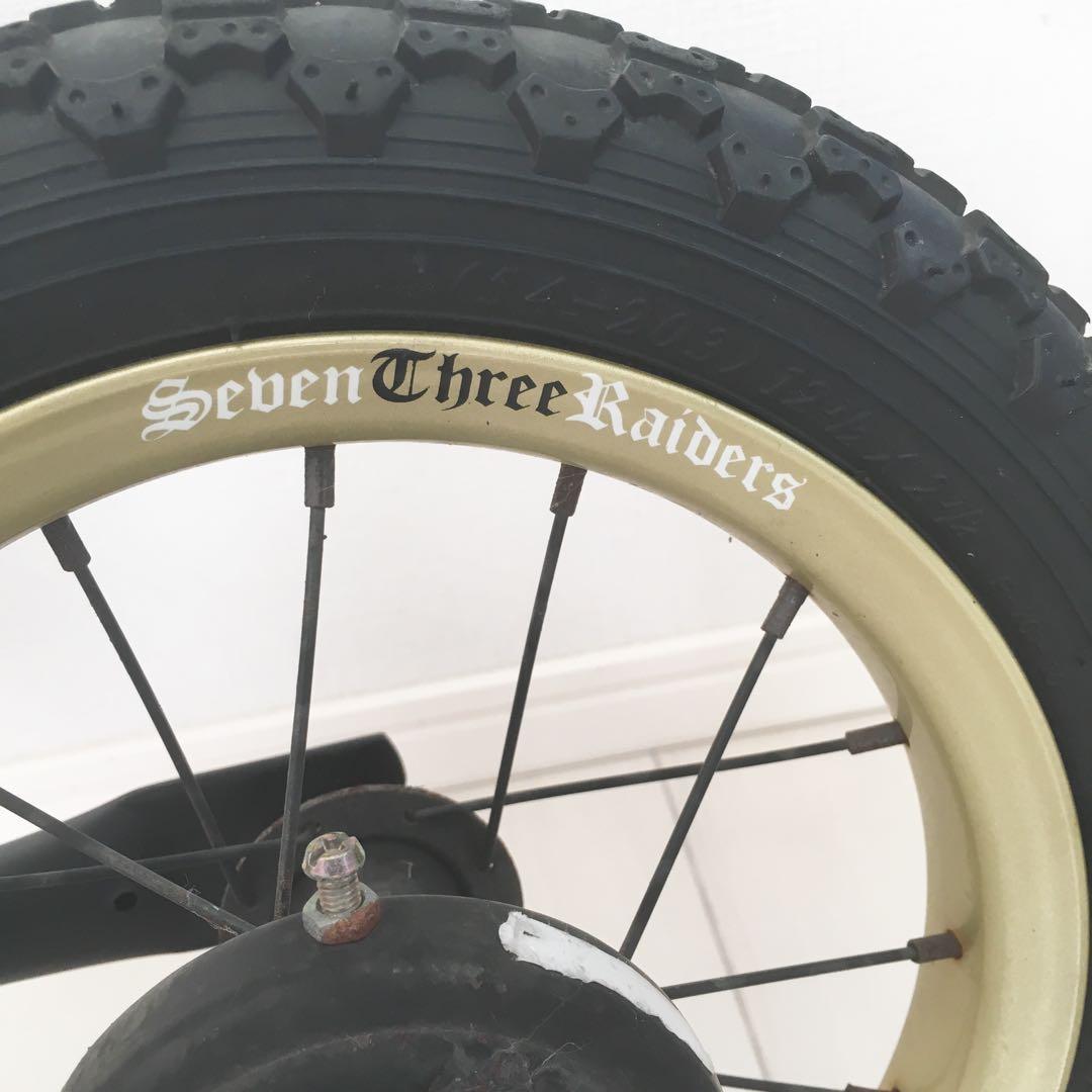 4ing kids ペダルなし自転車　ストライダー　限定　完売商品　レア