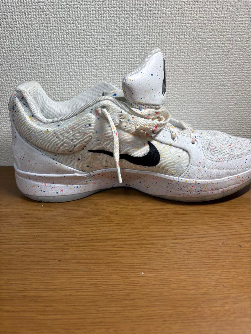 Nike バスケットボールシューズ ホワイト/イエロー