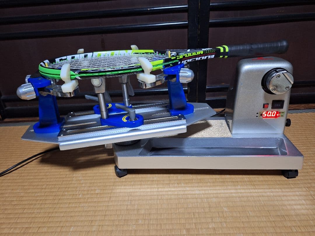 値下げ　ジャンク　電動ガット張り機　ガット張り機　ストリングマシン　テニス