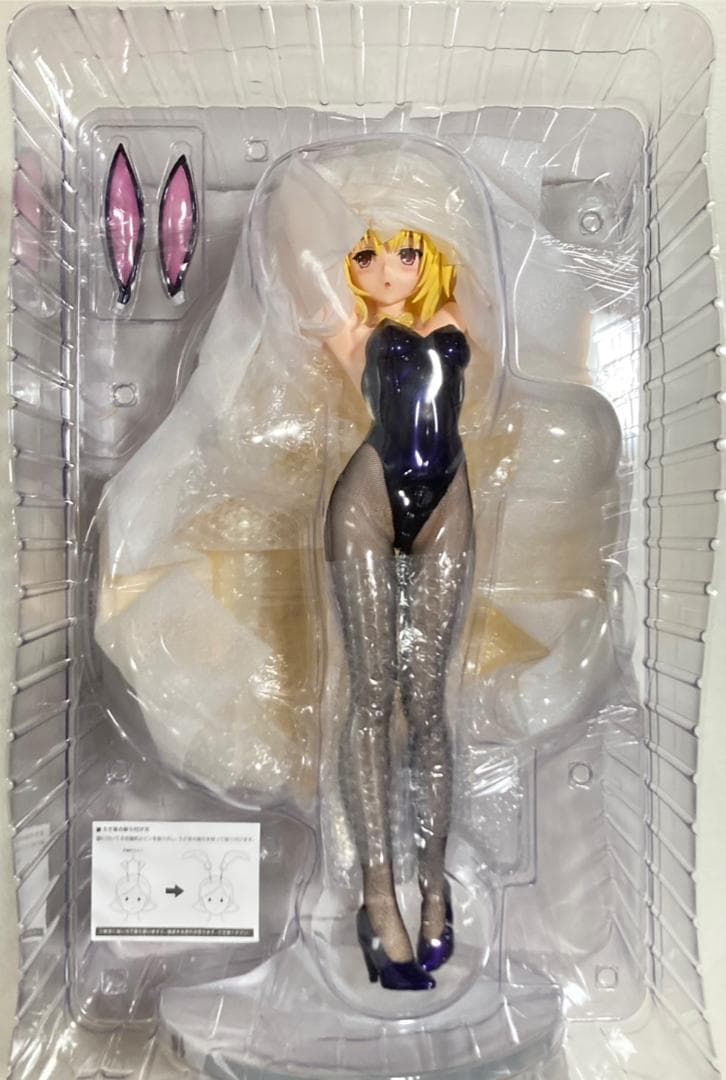 【ブリスター未開封】 とらぶる 金色の闇 バニー Ver. 1/3 フィギュア