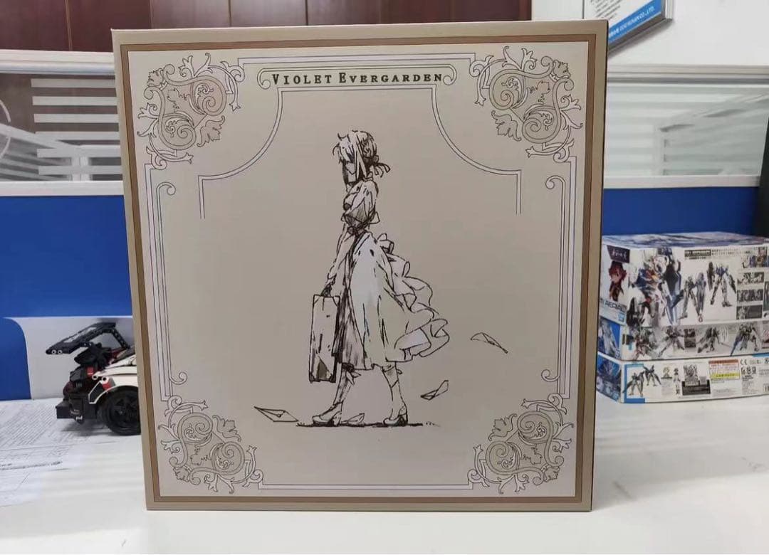 ヴァイオレット・エヴァーガーデン FANLOUフィギュアガレージキットスタチュー