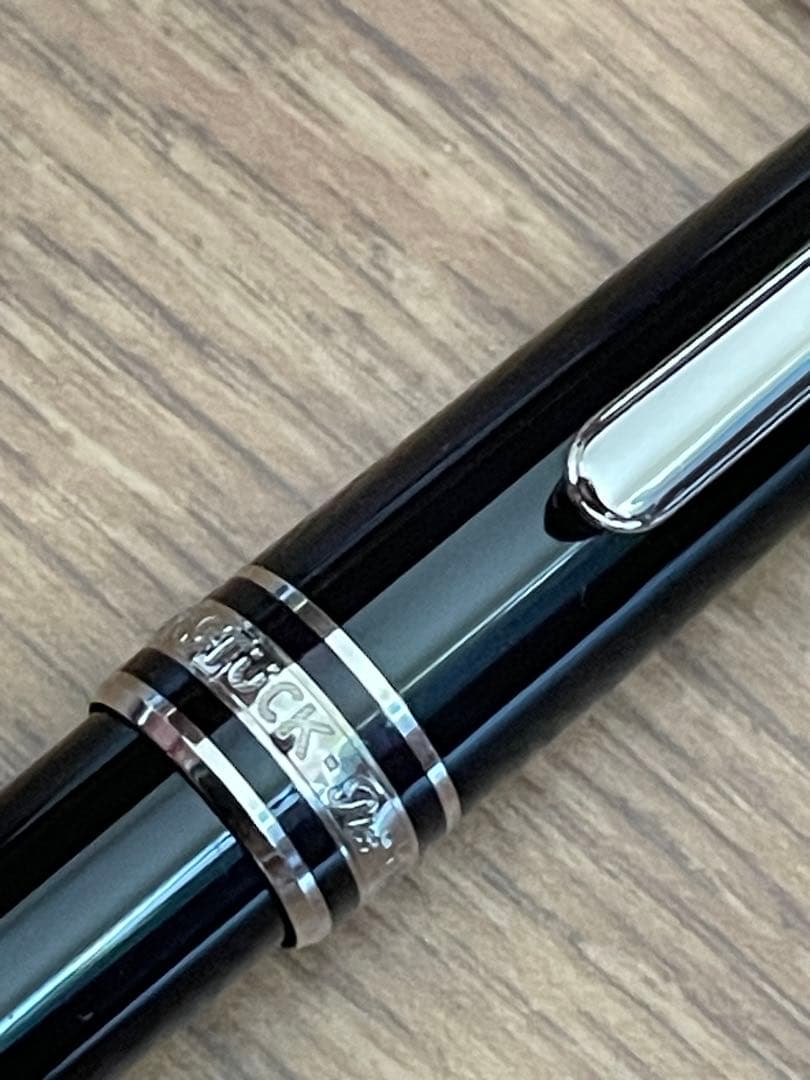 あんぱん◾️モンブラン◾️P164 マイスターシュテュッククラシックボールペン