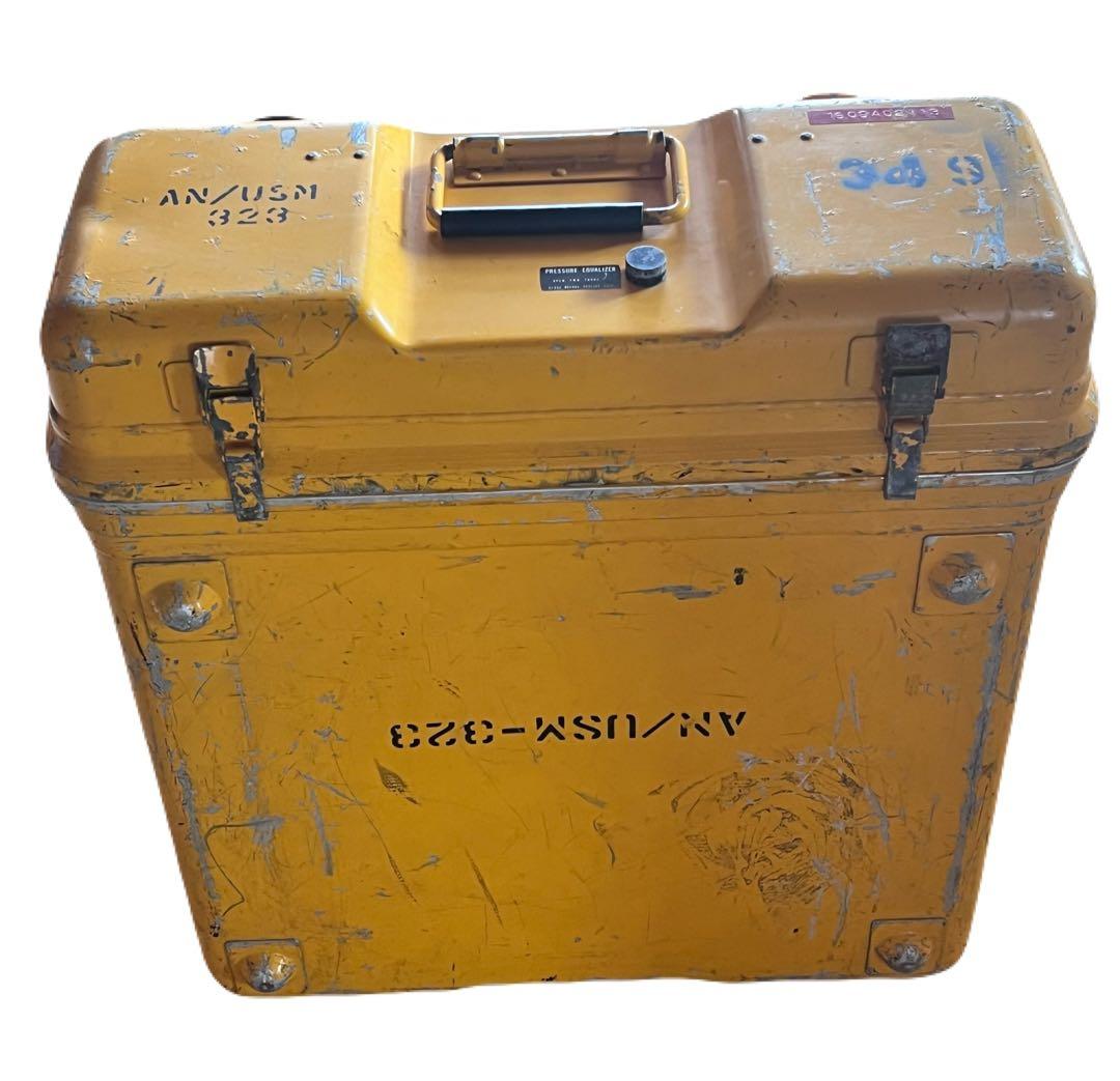 米軍放出品　無線機？