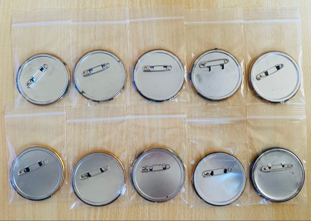 MARVEL アベンジャーズ 10周年　限定　缶バッジ