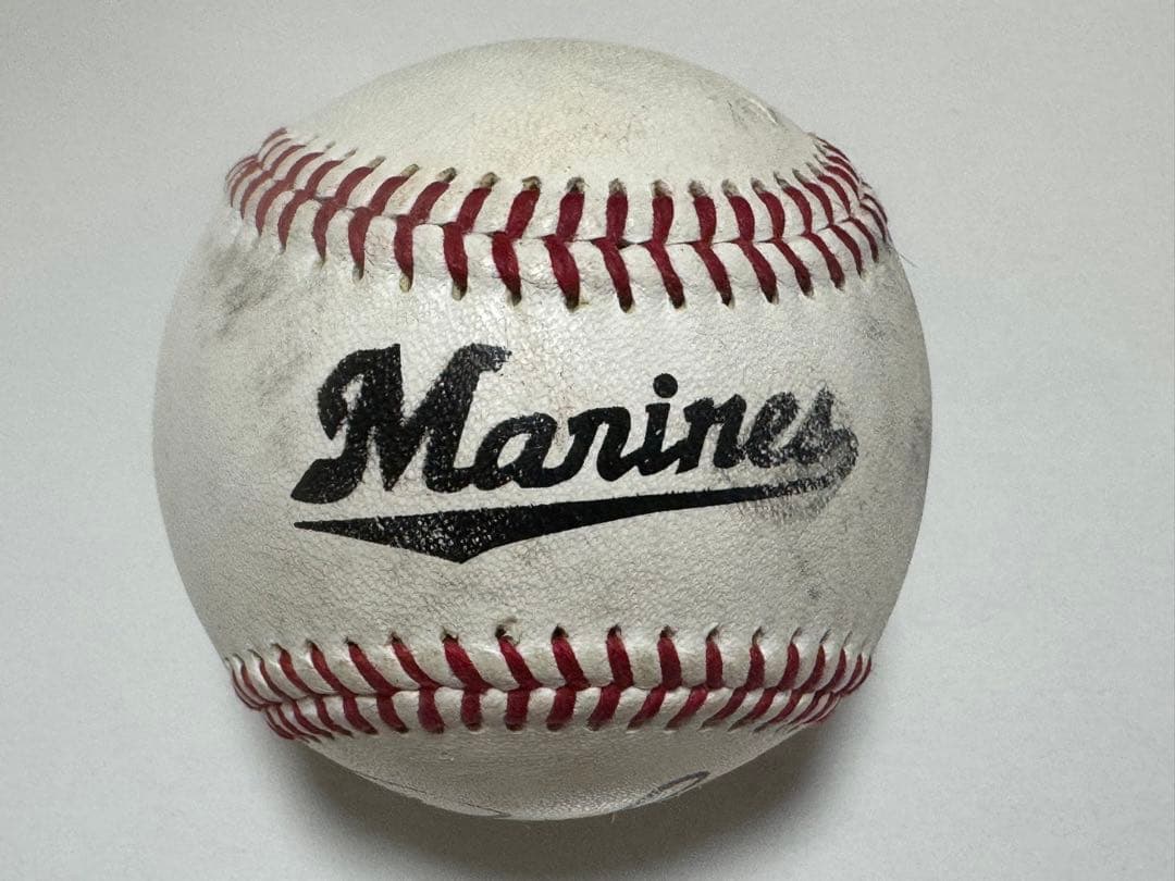 千葉ロッテマリーンズ 佐々木朗希 直筆サインボール ロゴ入り練習球　非売品
