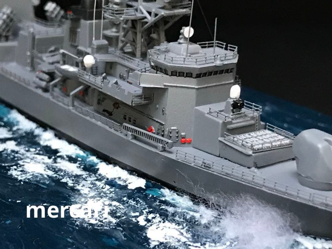 1／700 護衛艦まきなみ DD-112 オスプレイ【大湊下北防波堤灯台】