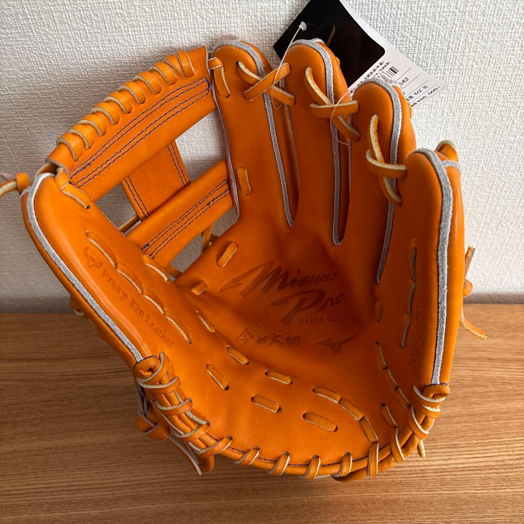ミズノプロ　硬式用　内野　グラブ　グローブ　定価72,600円　TM型