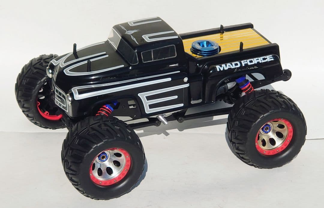 爆速仕様！京商 1/8 GP 4WDモンスタートラック 28エンジン ロトスタ付