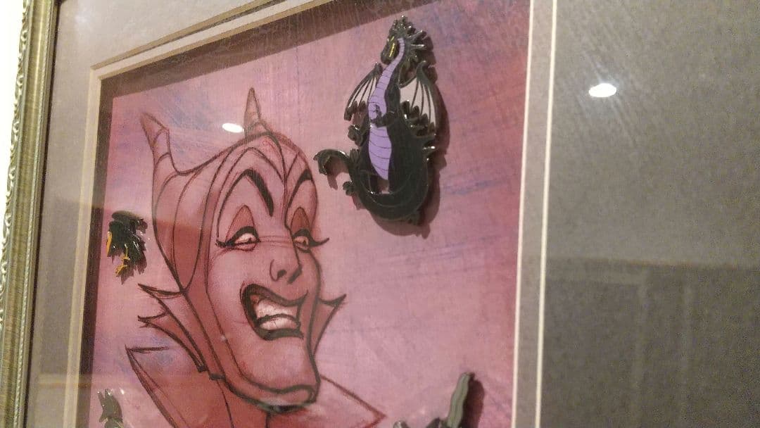 よ*ン様 ２５年～３０年前 ディズニー ヴィランズの絵画(額縁つき)