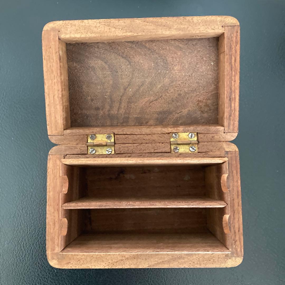 木製彫刻箱　カードケース　アンティーク　ヴィンテージ