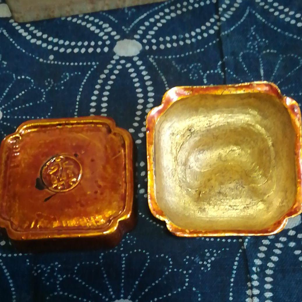 永楽善五郎　保全作　白檀牛香合