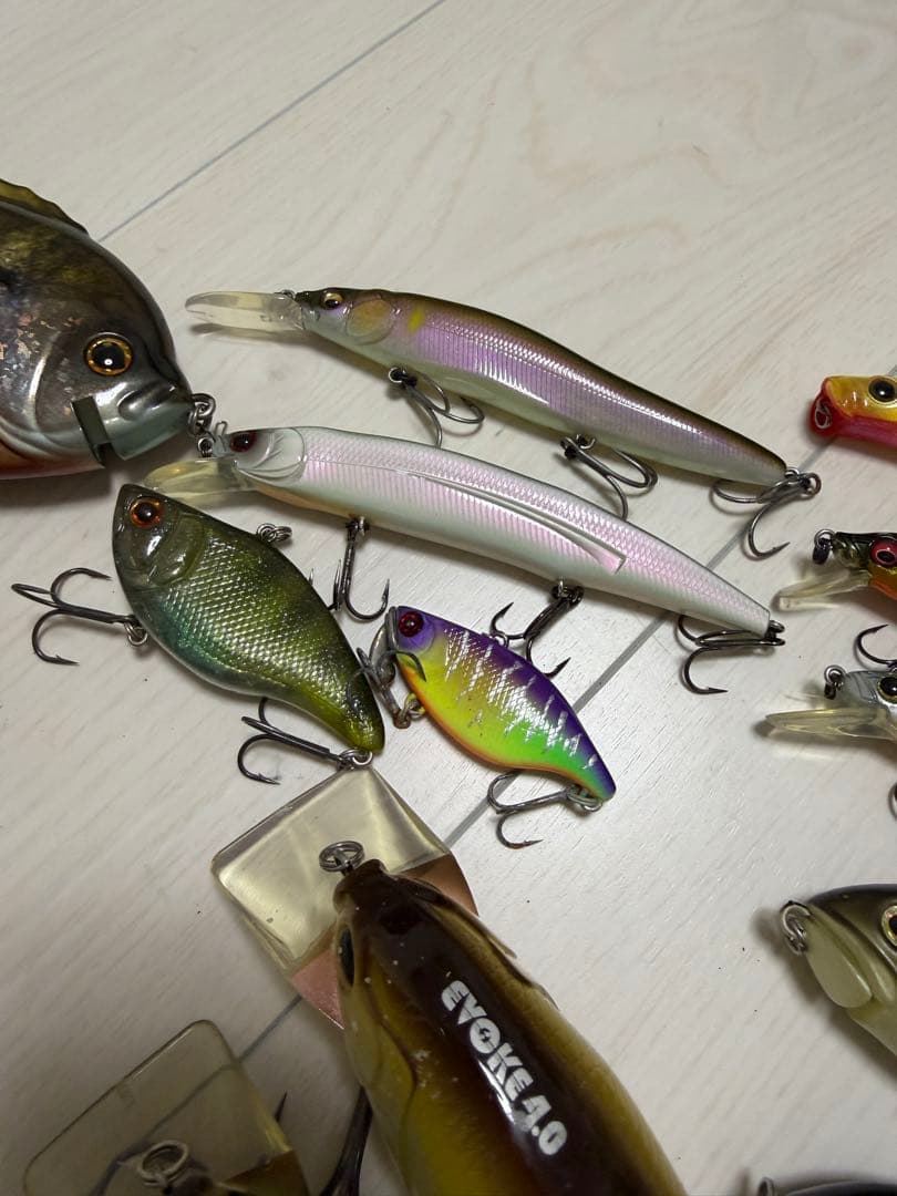 バスフィッシング　プラグ　EVOKE4.0他