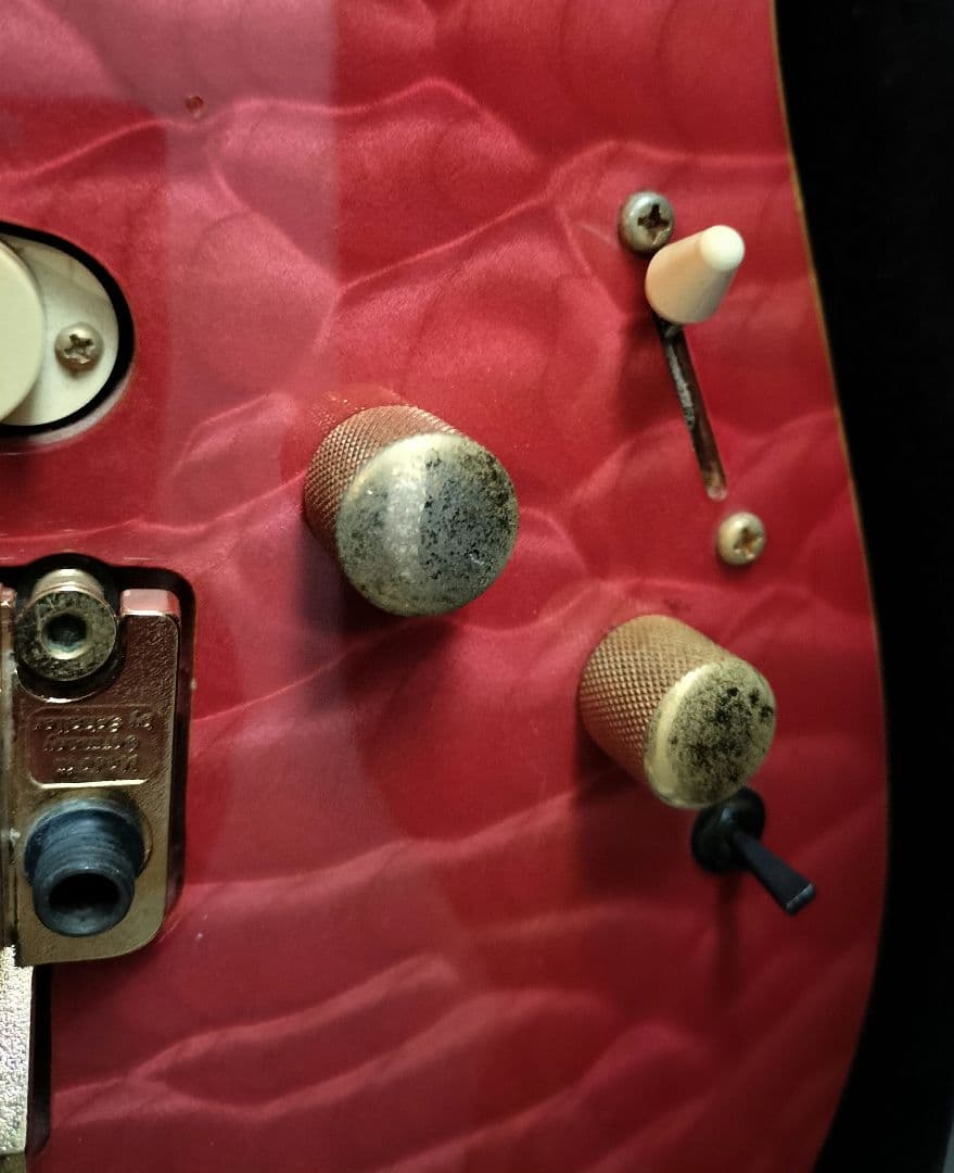 Fernandes LA-240KK L'Arc-en-Ciel kenモデル