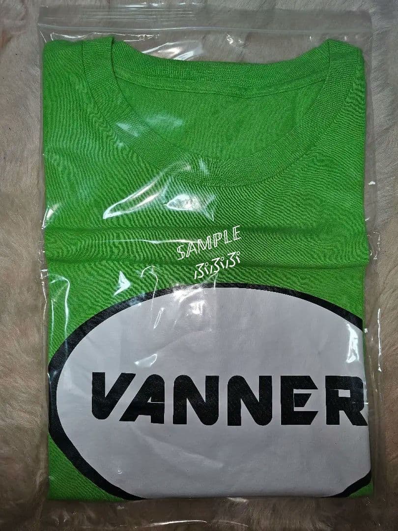 VANNER サイン入りTシャツ テファン着用