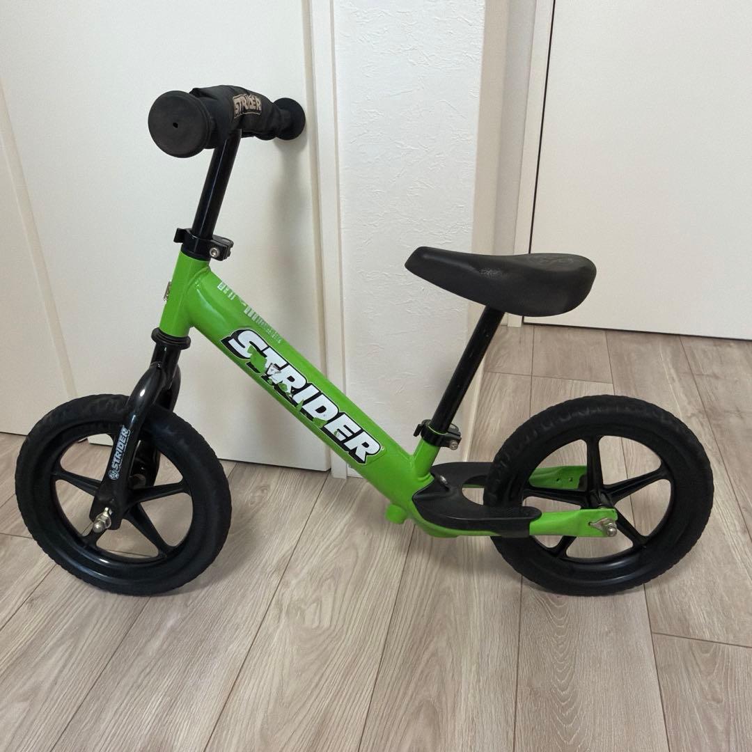 STRIDER スポーツモデルグリーン 12インチ　バッグ付き