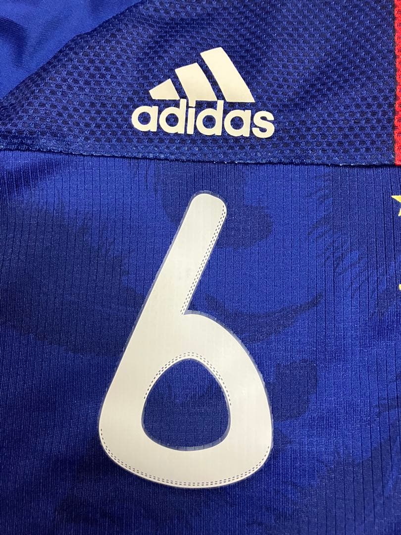 内田篤人　サッカー　日本代表　ユニフォーム　Jリーグ　ワールドカップ　FIFA