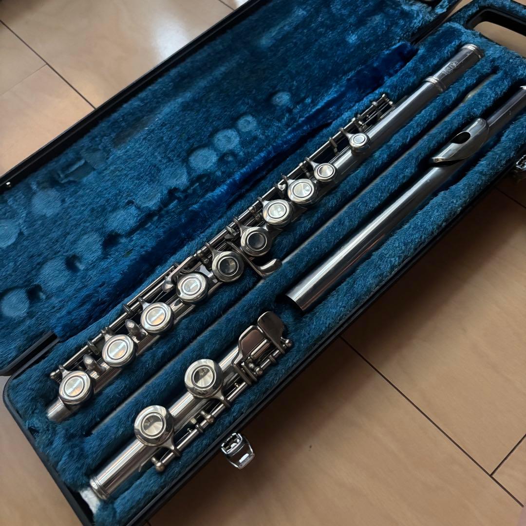 ヤマハフルート YFL-23本体と付属品