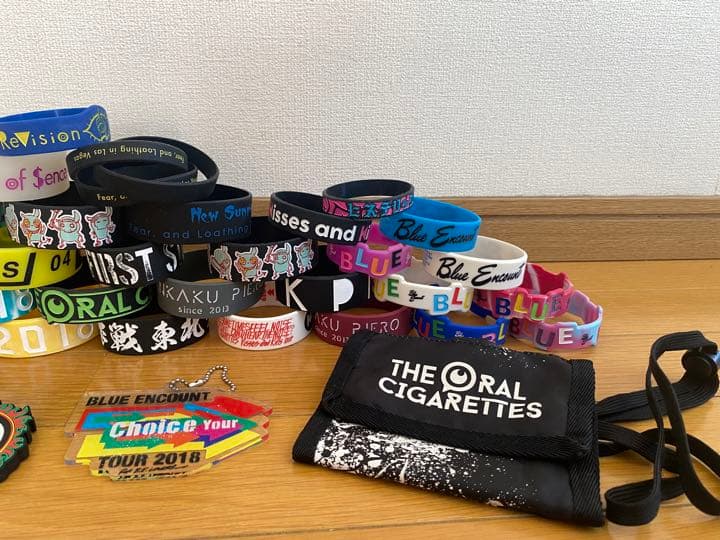 バンド　ラババン　キーホルダー　ケース　ラバーバンド