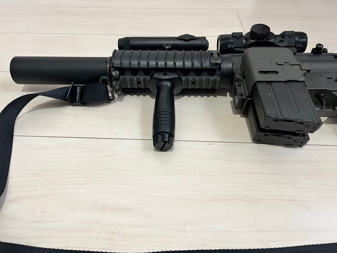東京マルイ　m4a1 r.i.s 電動ガン