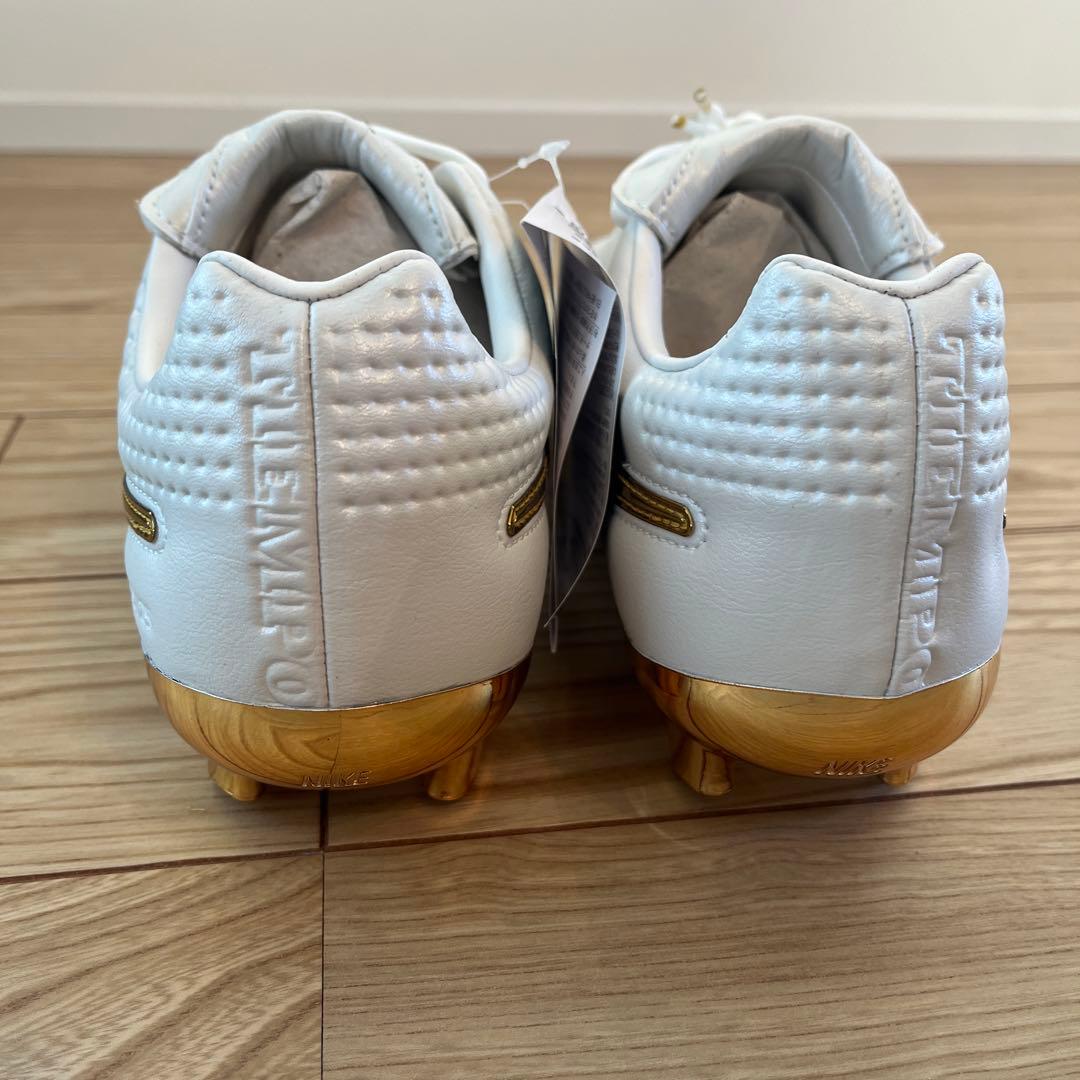 Ronaldinho 10Q サッカースパイク　ホワイト/ゴールド　限定