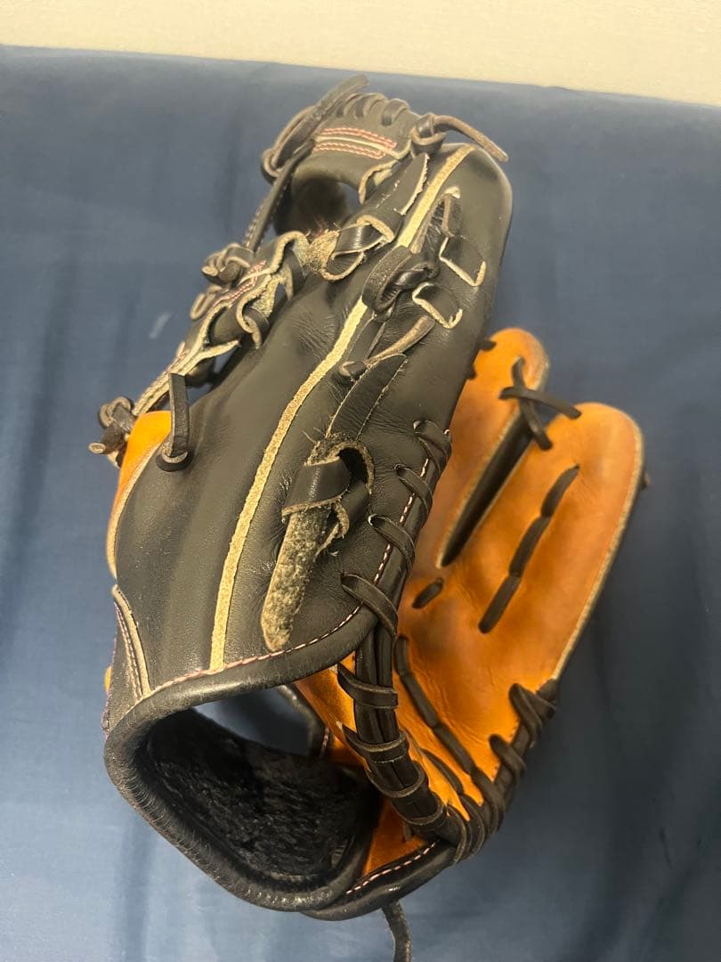ドナイヤ　限定軟式グローブ