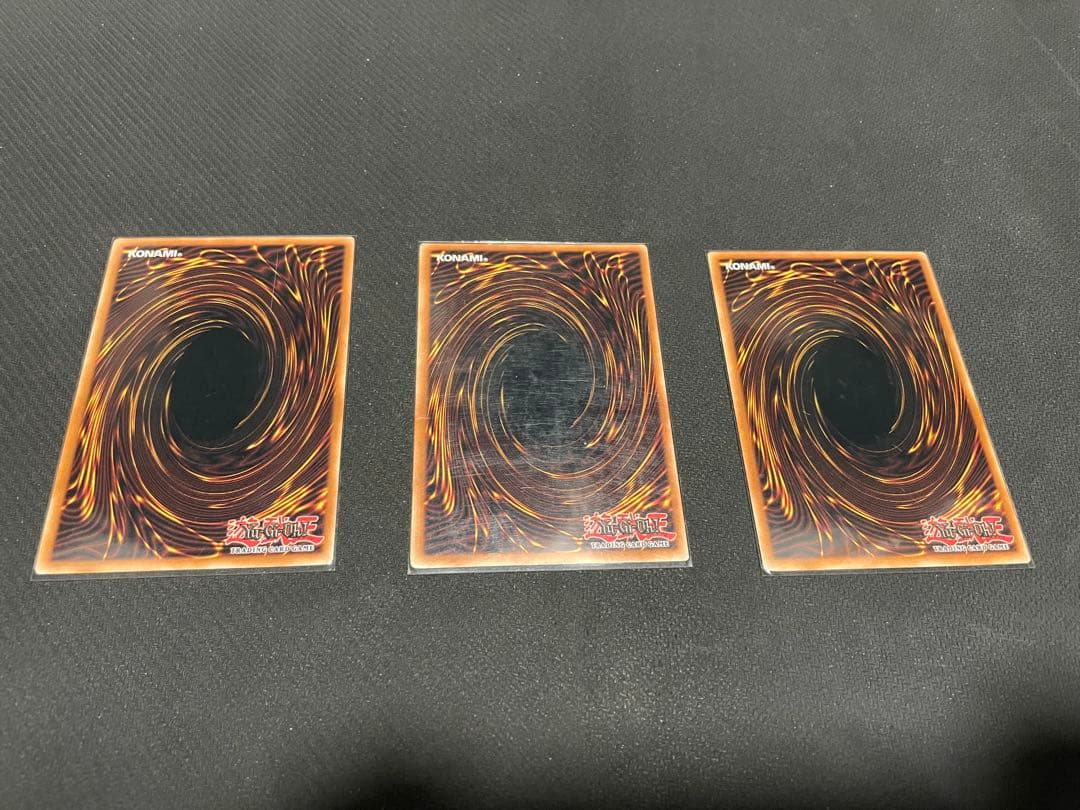 遊戯王 ライトロード・マジシャン ライラ　英語版　1st レリーフ　美品