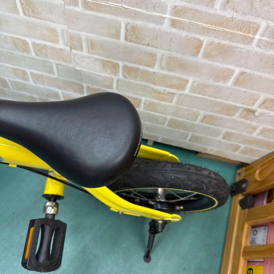 へんしんバイク　黄色　バランスバイク　キックバイク