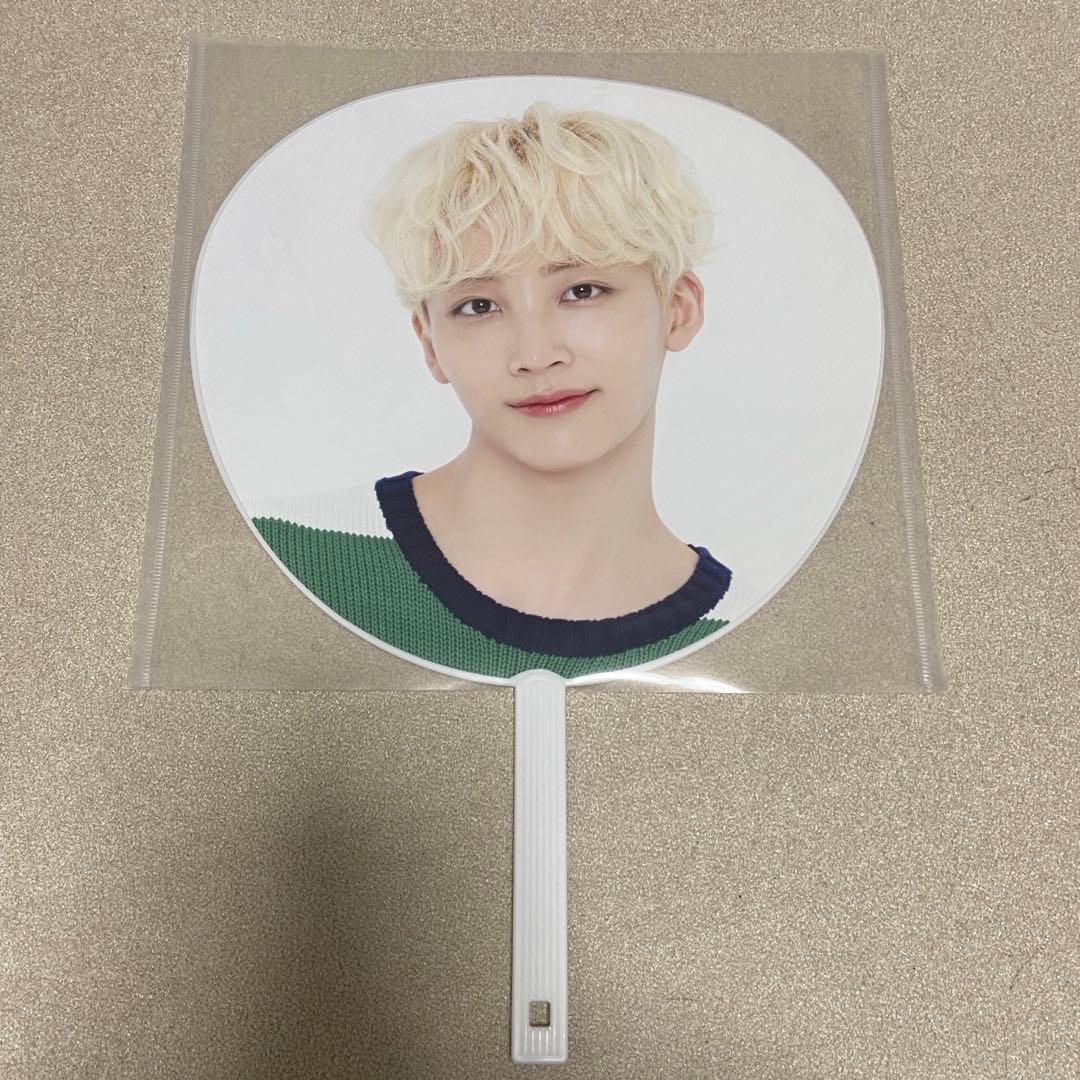 seventeen セブチ ジョンハン うちわ まとめ売り