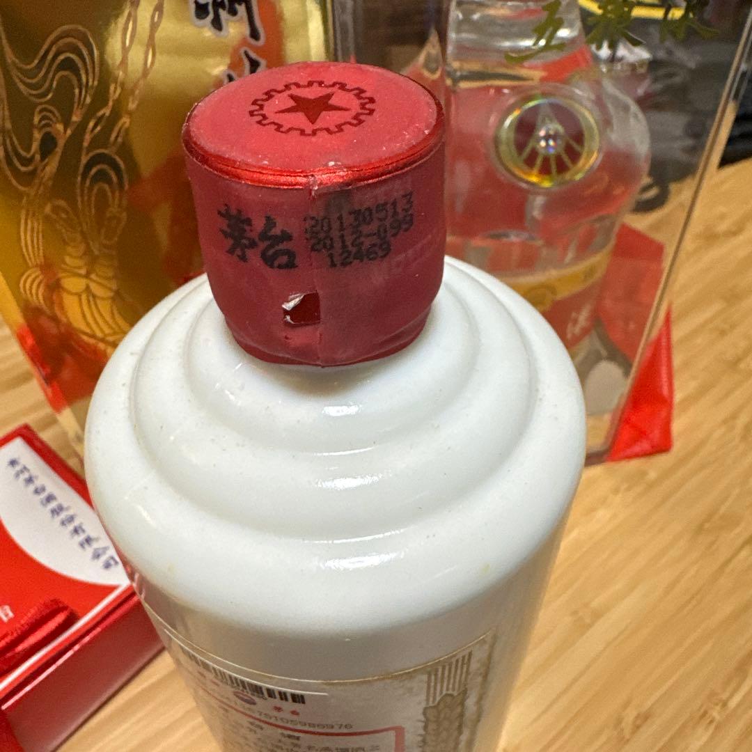 中国高級酒 MOUTAI WULIANGYE セット