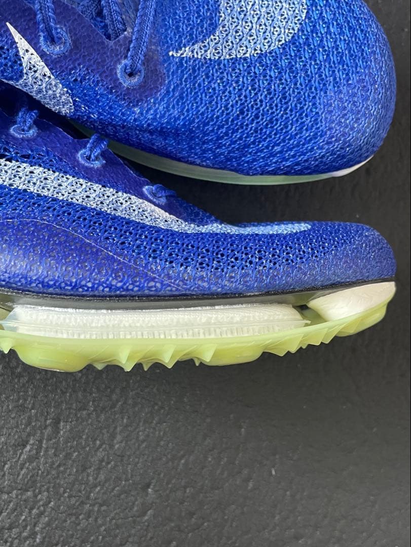 ナイキ中距離用スパイクエアズーム　ビクトリー28cm美品